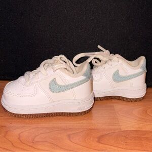 Nike Kids White and Light Blue Sneakers